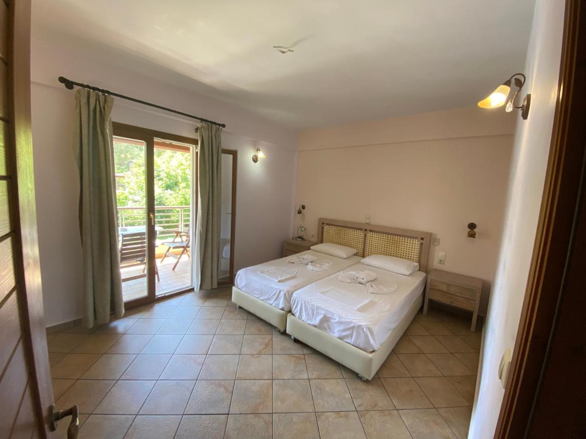 Dalouda Apartment Parga Exterior photo