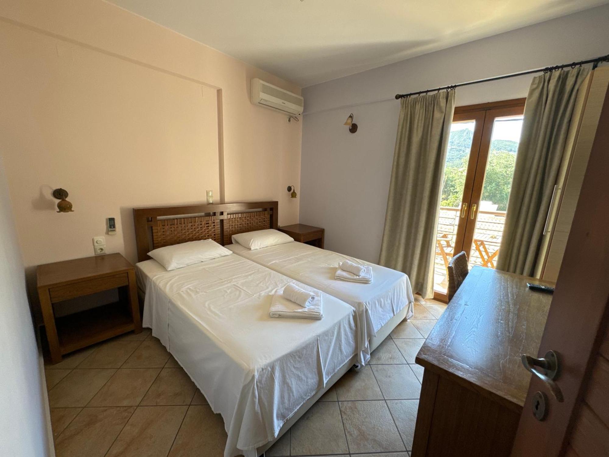 Dalouda Apartment Parga Exterior photo